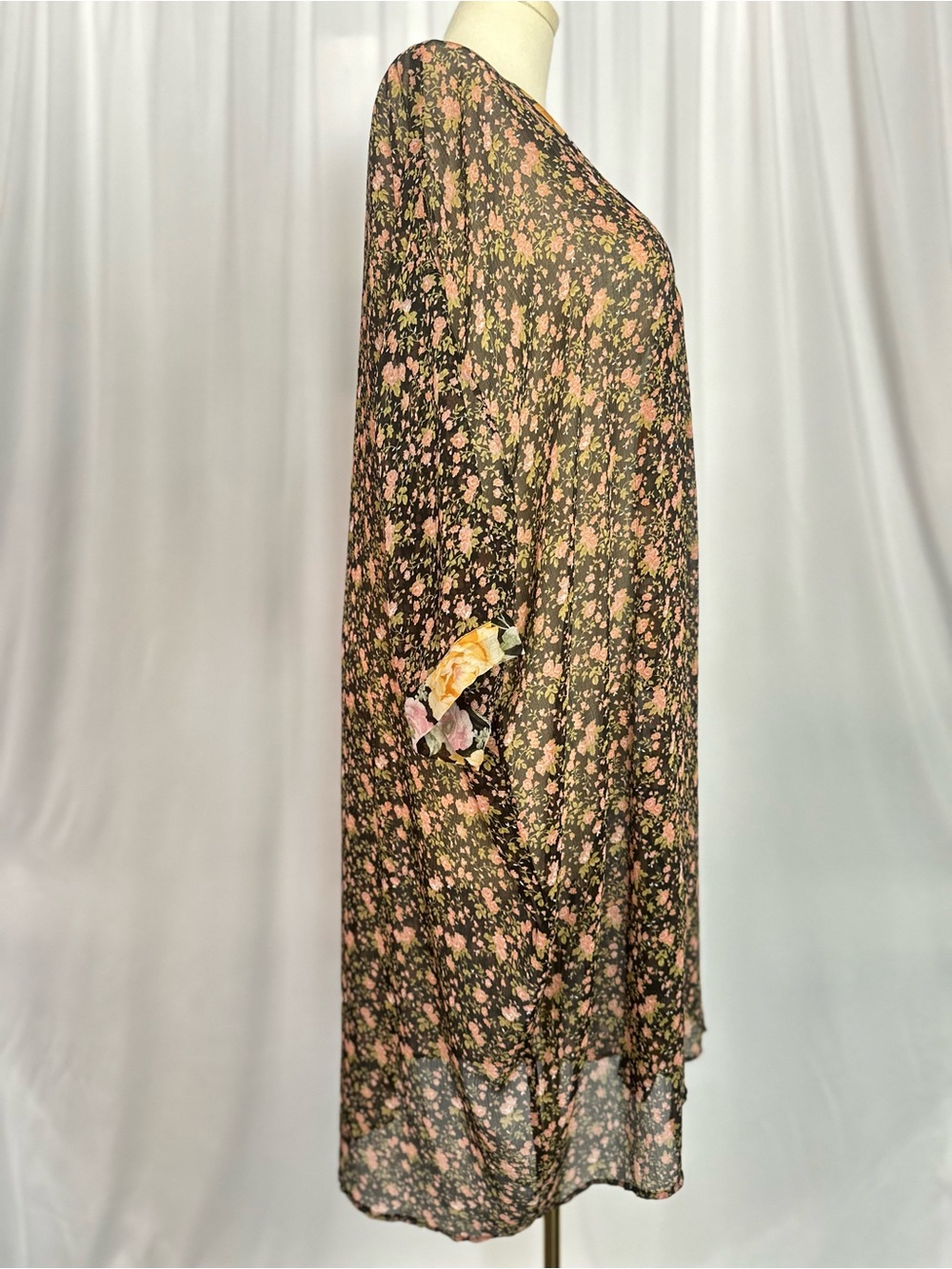 American Eagle Floral Open Front Kimono Cardigan | Medium | Boho Duster(1398) - Picture 6 of 12